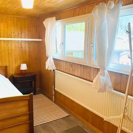 Beautiful In Vintage House In Кандерштег